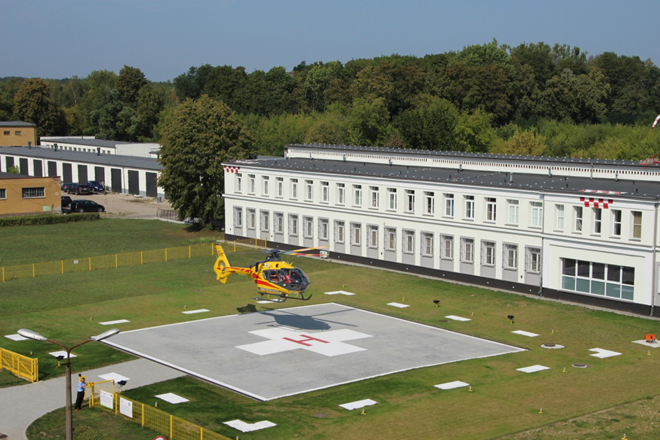 Podpisaliśmy umowę na budowę lądowiska Lotniczego Pogotowia Ratunkowego na terenie Szpitala Ogólnego w Kolnie.